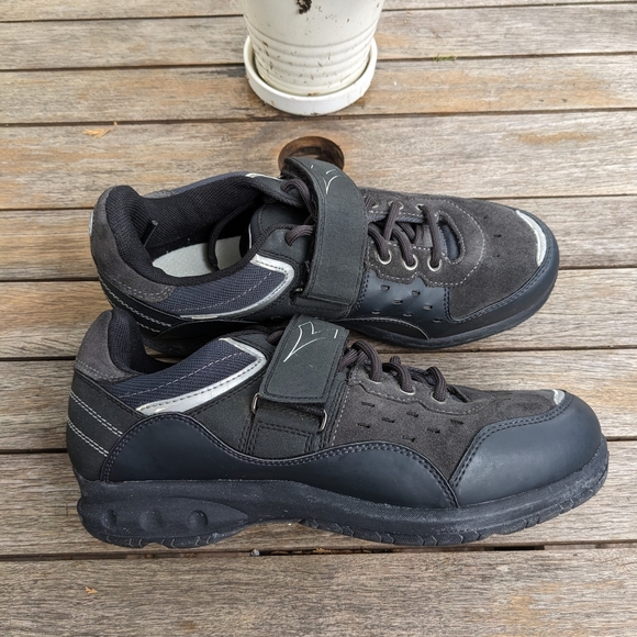 2 For $50! Diadora cycling shoes w cleats mens 8.5 - Picture 4 of 13